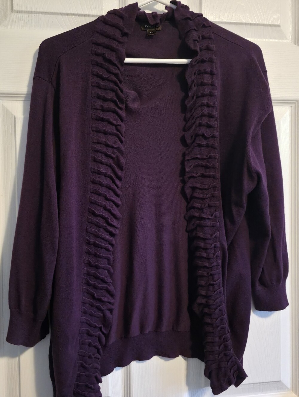 4/$67 Deal! Danier Vintage Deep Plum Ruffled Open-Front Cardigan - Picture 2 of 10